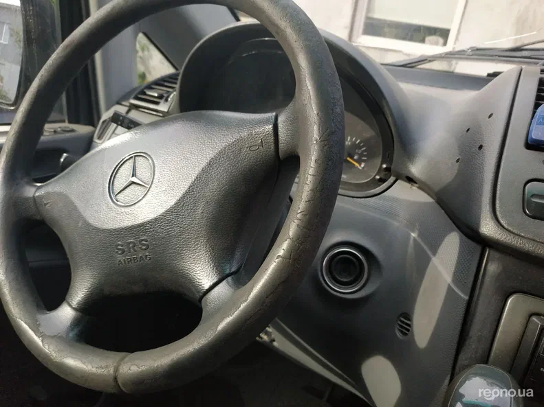 Mercedes-Benz Vito 2005