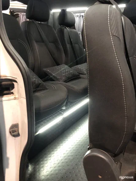 Renault Trafic 2016 - 13