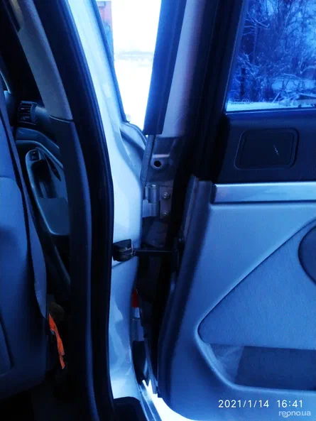 BMW 5 серія 2000 - 6