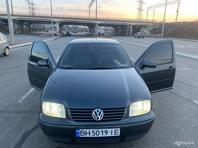 Volkswagen Bora 2001