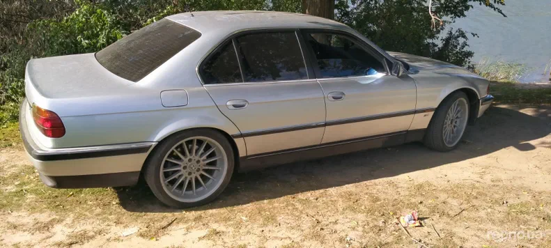 BMW 7 серии 1998