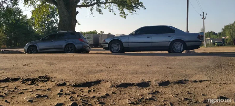 BMW 7 серии 1998