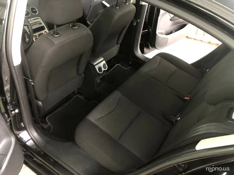 Peugeot 308 2012 - 13