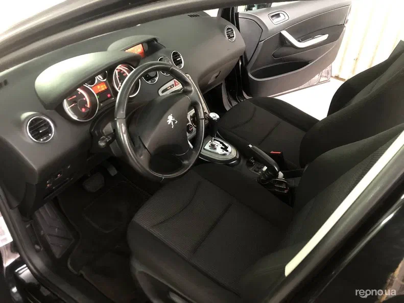 Peugeot 308 2012 - 12