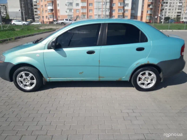 Chevrolet Aveo 2005