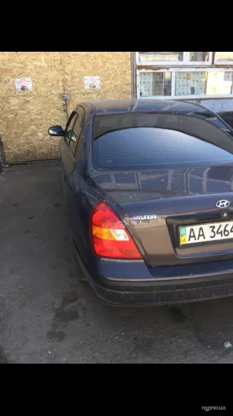 Hyundai Elantra 2002