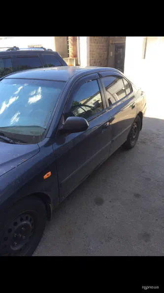 Hyundai Elantra 2002