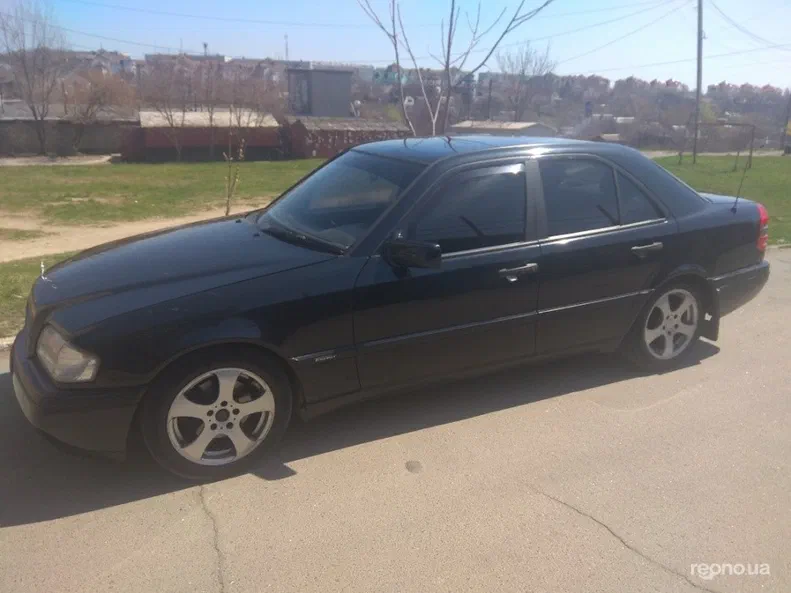 Mercedes-Benz C-Клас 1995 - 6