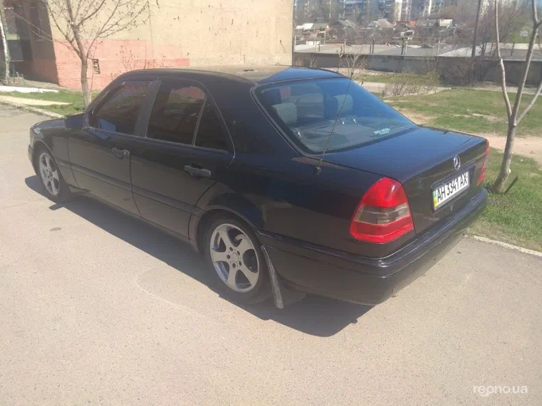 Mercedes-Benz C-Клас 1995 - 7