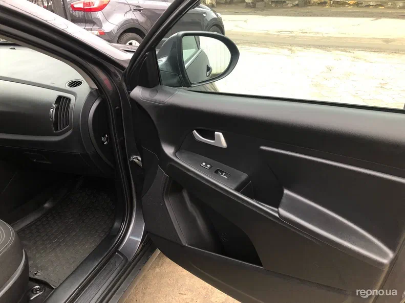 Kia Sportage 2012 - 25