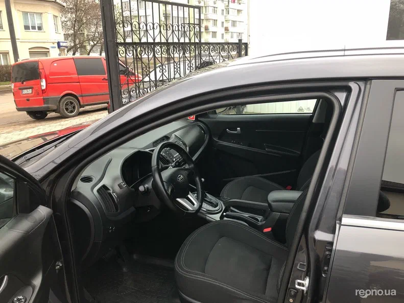 Kia Sportage 2012 - 23