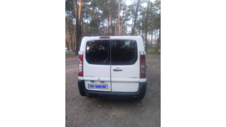 Peugeot Expert 2008 - 5