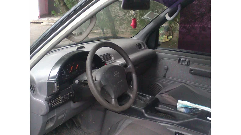 Nissan Interstar 1998