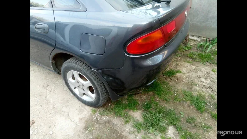 Mazda 323 1998 - 5