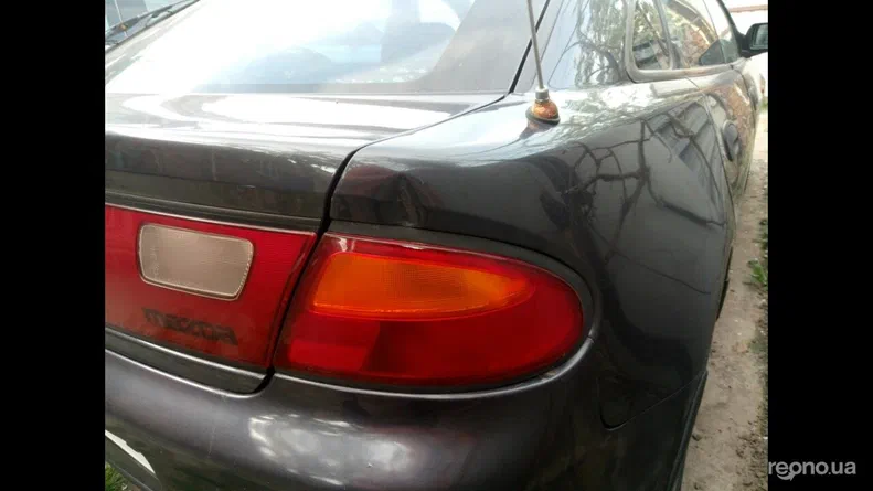 Mazda 323 1998 - 4
