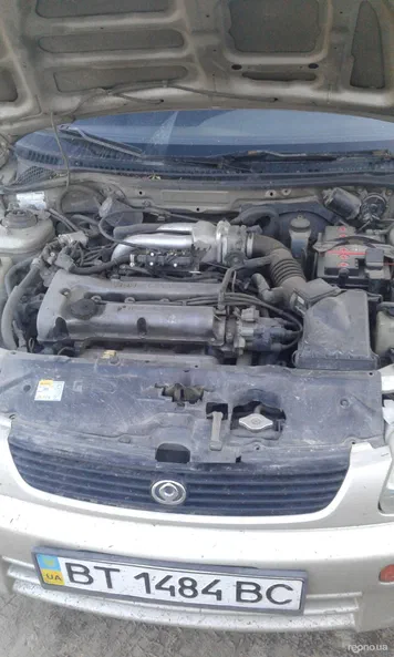 Mazda 323 1995 - 10