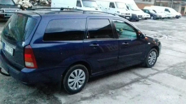 Ford Focus 2000 - 6