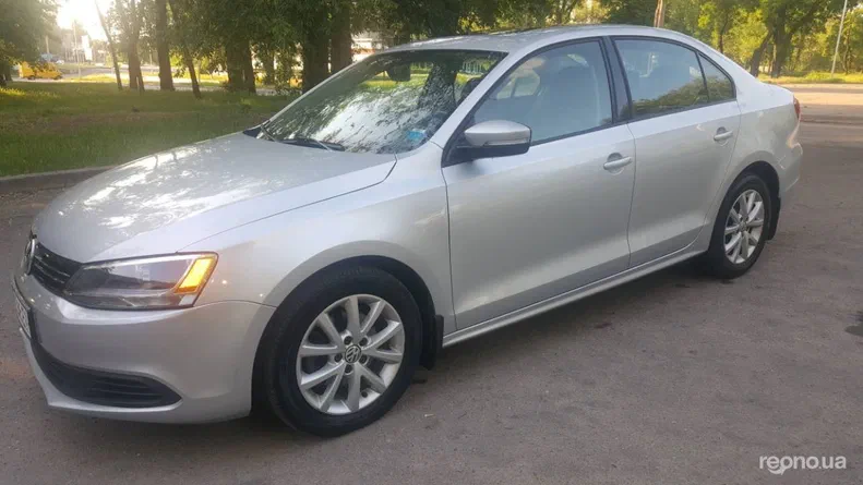Volkswagen Jetta 2012 - 5