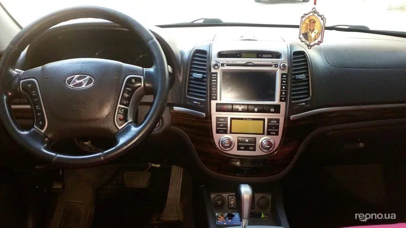 Hyundai Santa Fe 2011