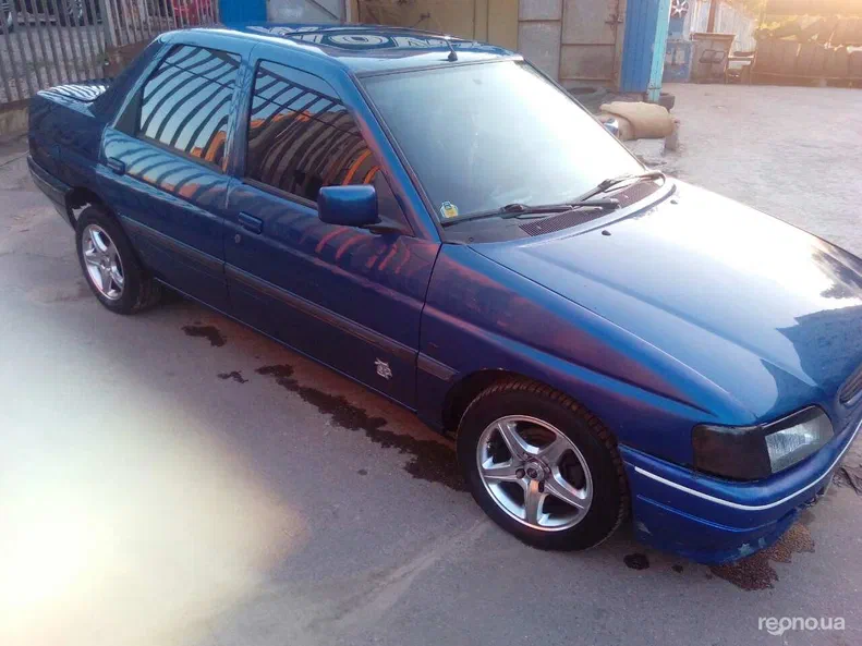 Ford Escort 1993 - 5