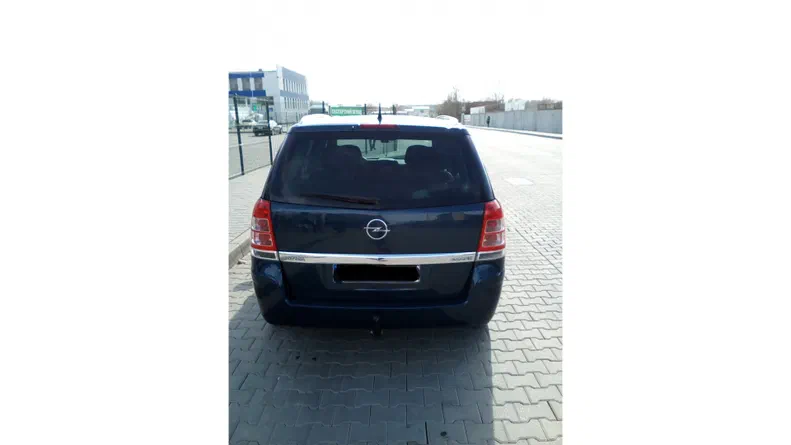 Opel Zafira 2012