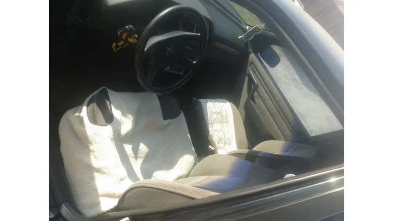 Peugeot 605 1992