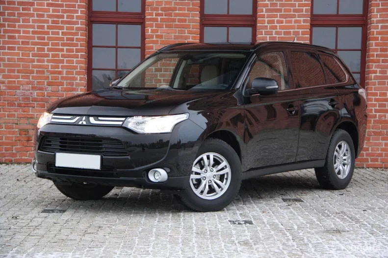 Mitsubishi Outlander 2013