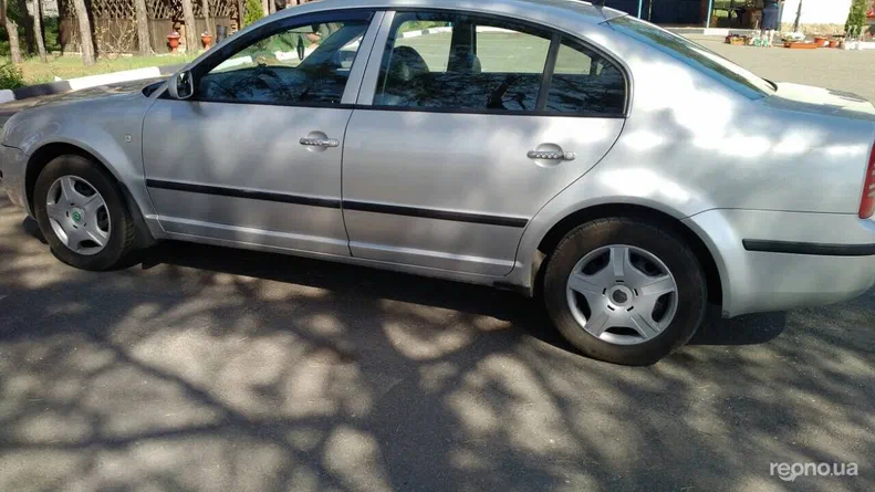 Skoda Superb 2004 - 0