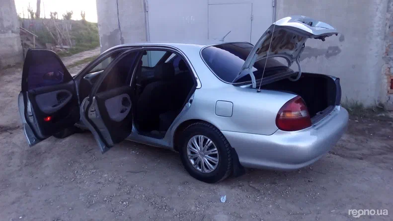 Hyundai Sonata 1997 - 2