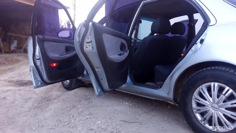 Hyundai Sonata 1997 - 3