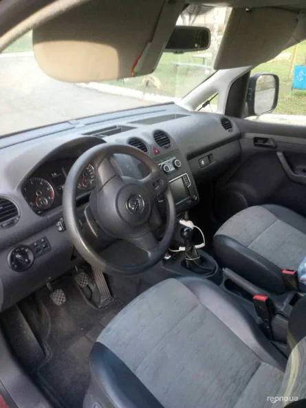 Volkswagen Caddy 2012