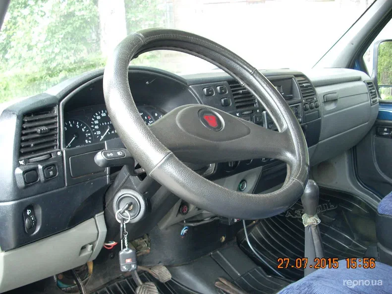 ГАЗ 2217 2003 - 18
