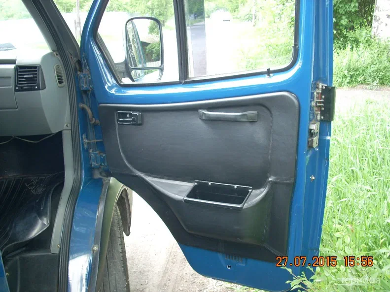 ГАЗ 2217 2003 - 19