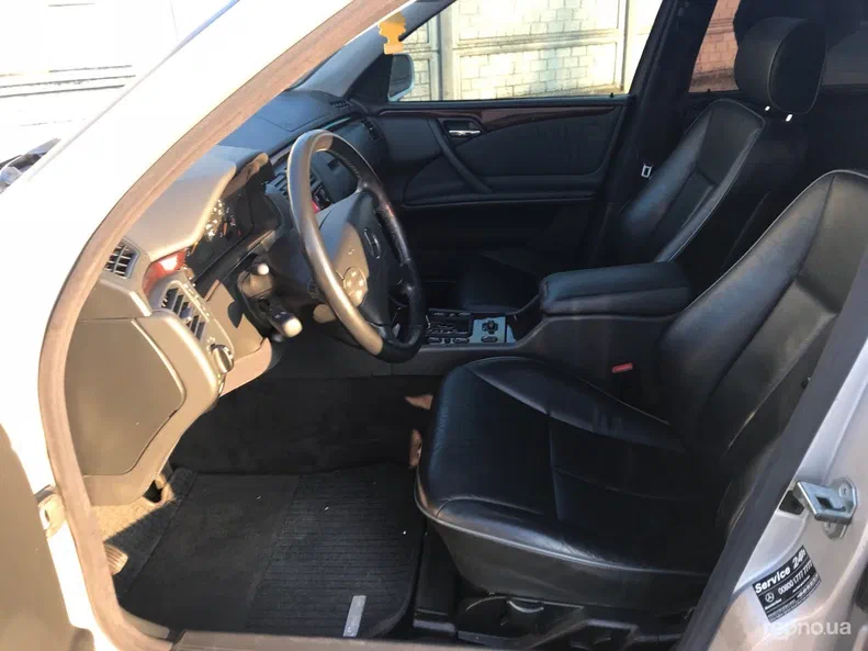 Mercedes-Benz E-Клас 2001 - 7