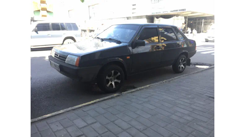 Lada (ВАЗ) 21099 2011