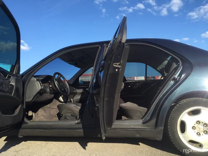 Mercedes-Benz E-Клас 1999 - 8