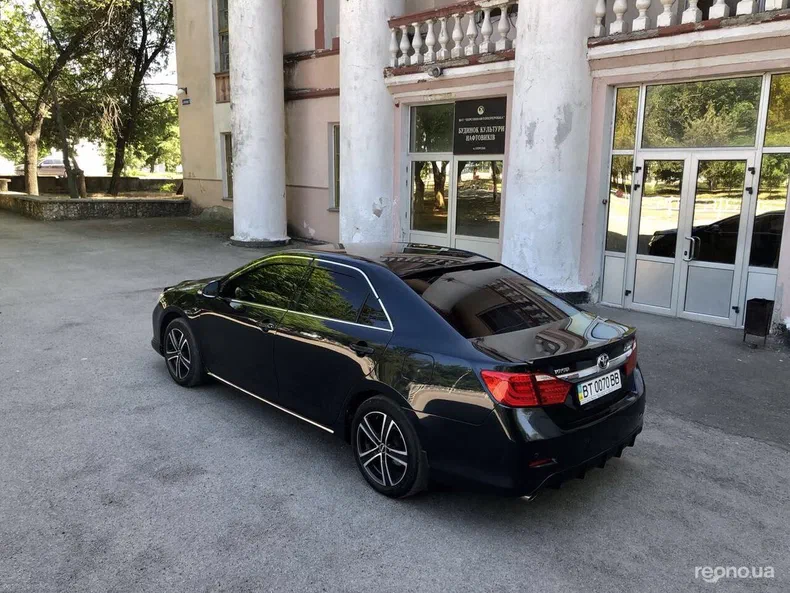 Toyota Camry 2013 - 6