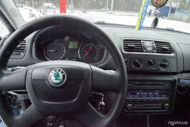 Skoda Fabia 2010 - 17