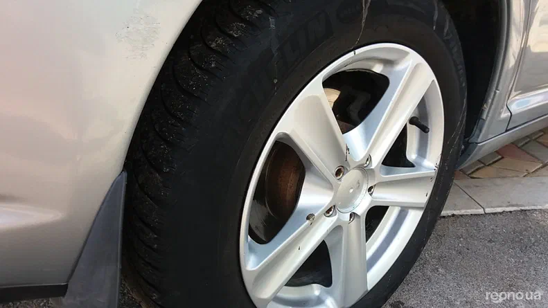 Toyota Avensis 2008 - 8