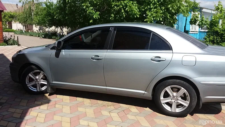 Toyota Avensis 2008 - 10