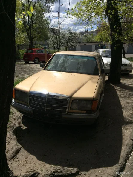 Mercedes-Benz E-Класс 1983