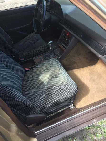 Mercedes-Benz E-Класс 1983