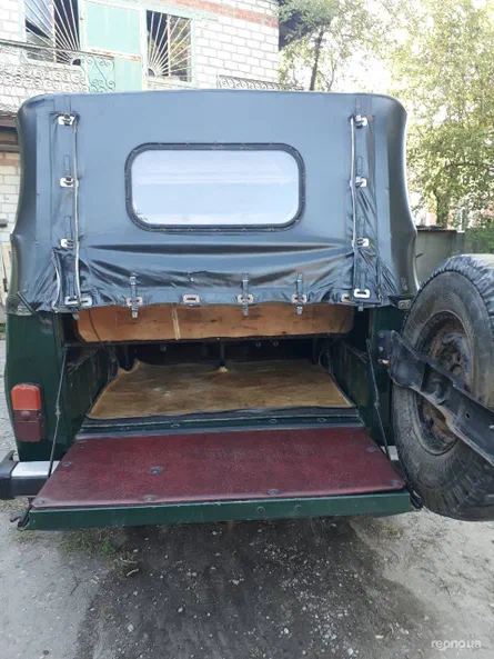 УАЗ 469 1980 - 10