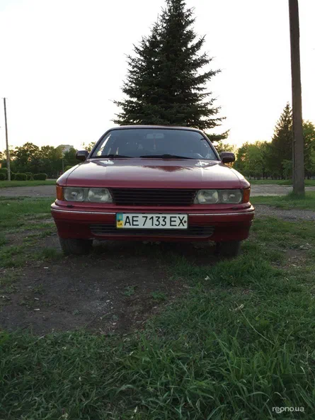 Mitsubishi Galant 1989