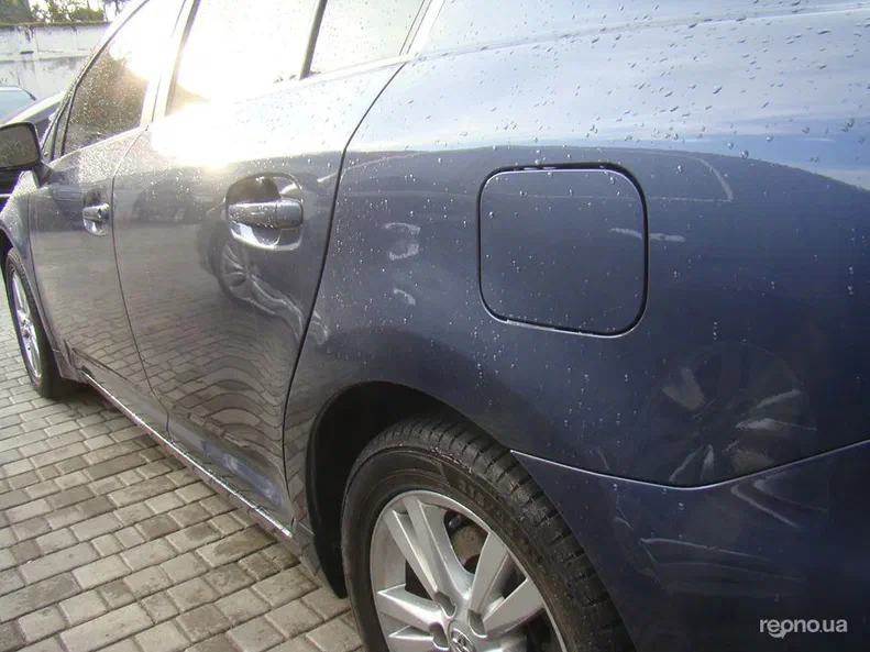 Toyota Avensis 2013 - 5