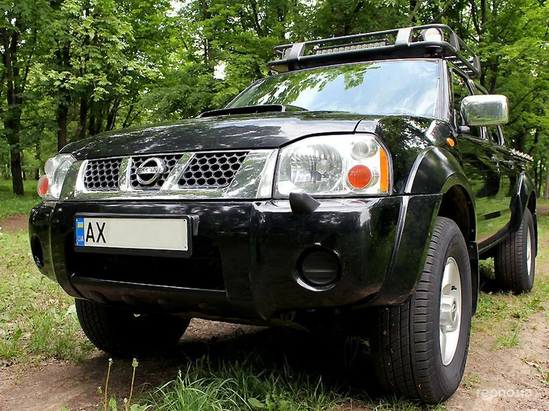 Nissan NP300 2010