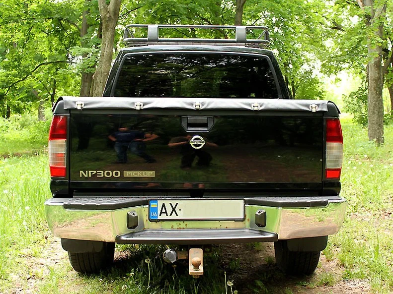 Nissan NP300 2010 - 5