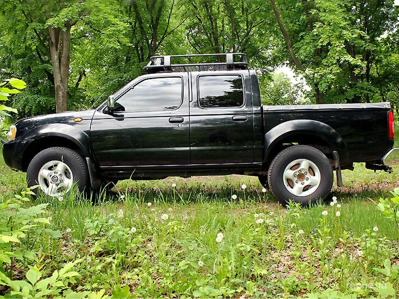 Nissan NP300 2010 - 7