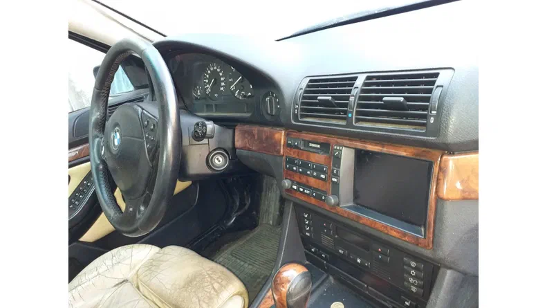 BMW 5 серии 2000