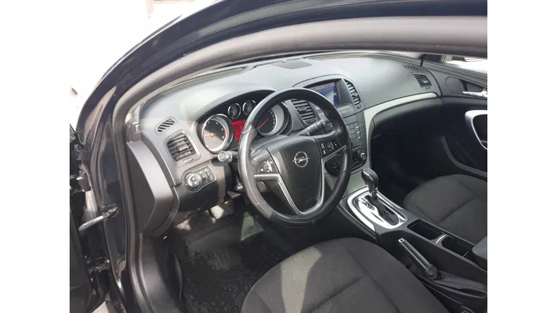 Opel Insignia 2012 - 16